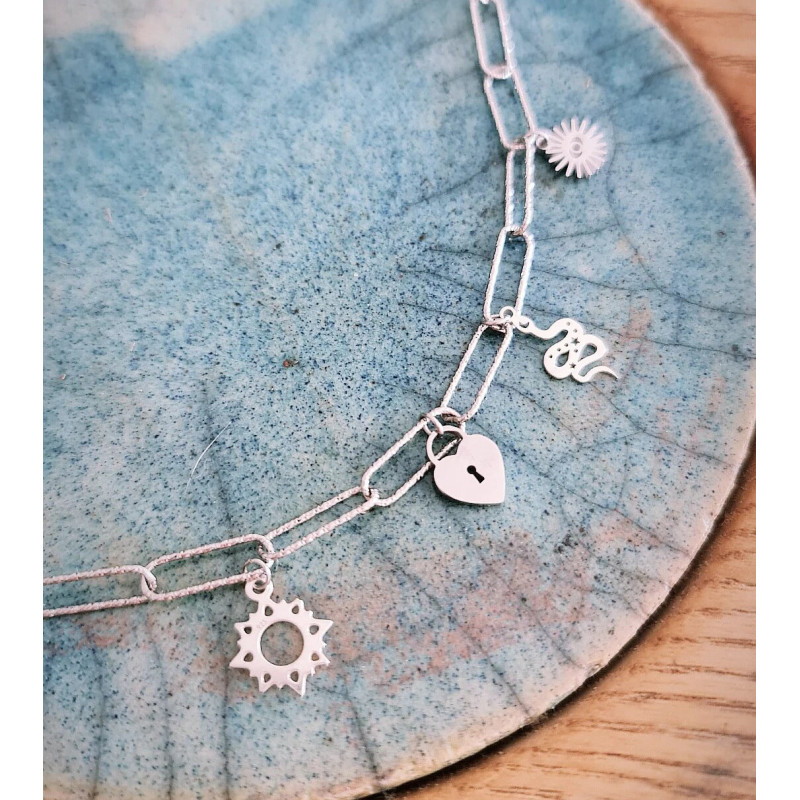 Collier Spirit – Symboles & Lumière | Création Cannes