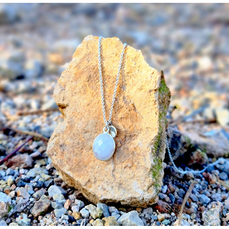 Collier Pierre de Lune Femme – Lumière & Intuition | Création Cannes