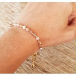 Bracelet Pierre de Lune Femme – Perles Dorées & Intuition | Création Cannes
