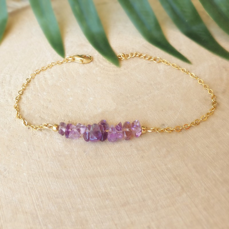 Bracelet Améthyste Femme – Chaîne Dorée à l’Or Fin & Énergie Apaisante | Création Cannes