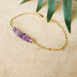 Bracelet Améthyste Femme – Chaîne Dorée à l’Or Fin & Énergie Apaisante | Création Cannes